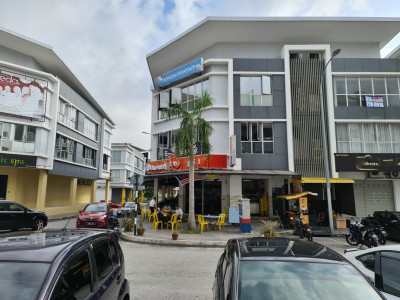 Triple Storey Terrace Shop Office, Kubica Square, Bandar Puteri Bangi, Bandar  Mahkota Kajang
